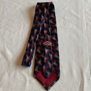 XMI Men's Geometric Silk Tie in Burgundy, Navy & Gray